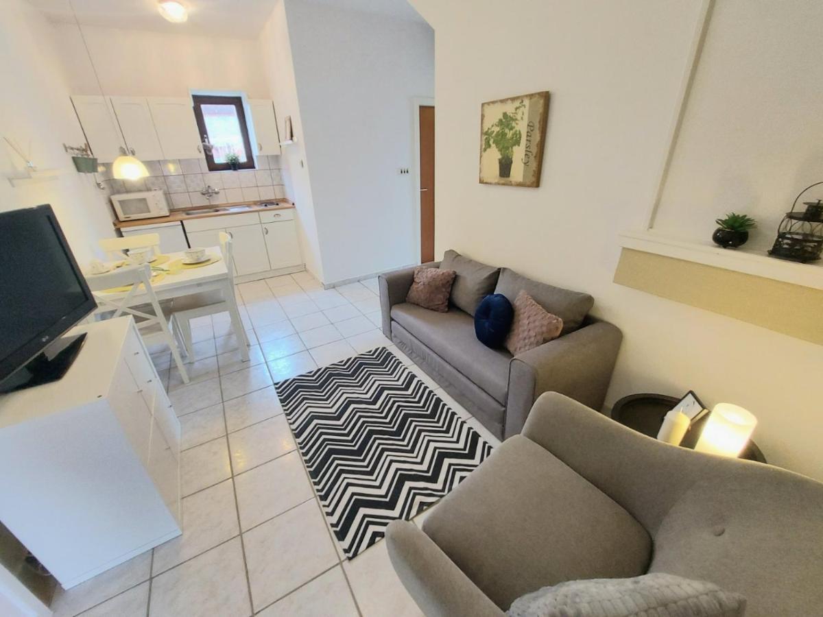Apartmani Seaview Ljubač Exterior foto