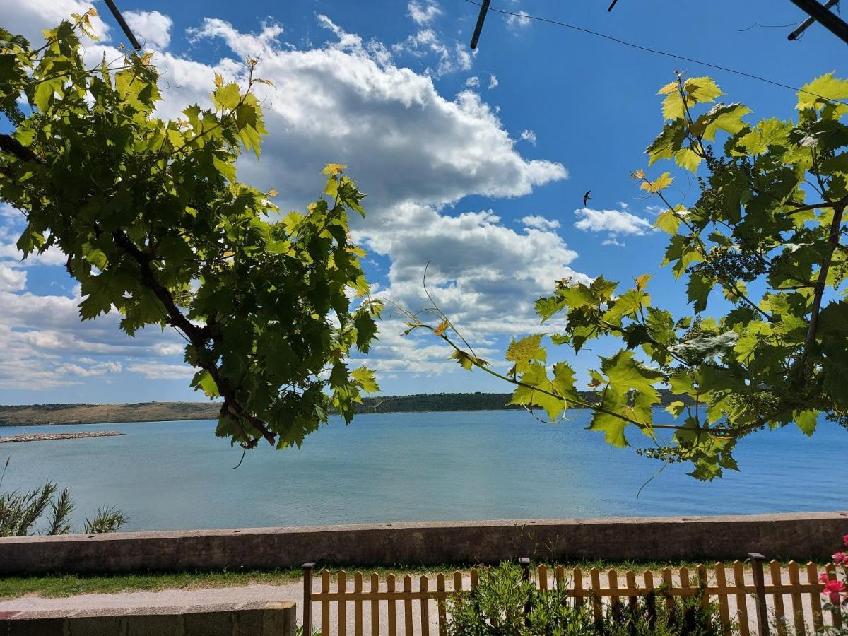 Apartmani Seaview Ljubač Zimmer foto